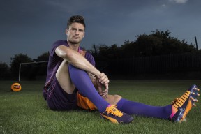 欧冠小组赛：曼城的对手与出线路径解析，欧冠曼城出场阵容