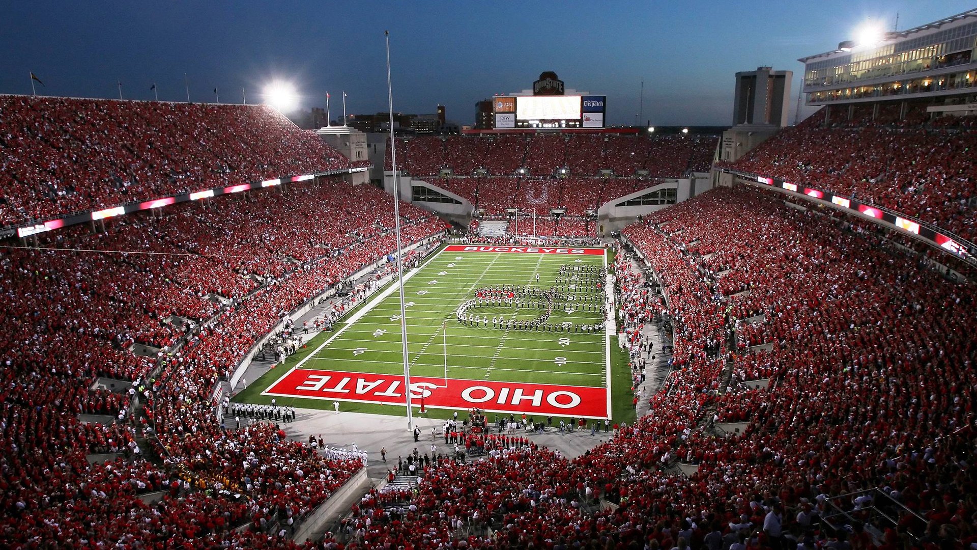 世界青年自行车环法挑战赛火爆全场，环法自行车赛是世界最著名的