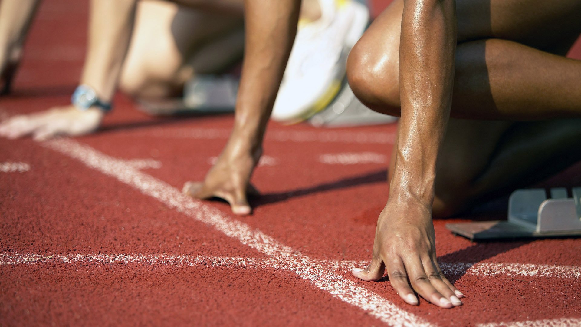 电竞选手是否需要多账号分开训练策略，游戏电竞选手要求